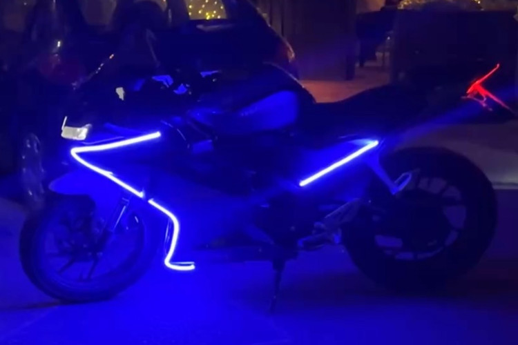 کیت نورپردازی نئون یاماها old face Yamaha R15 (کانسپت ۱)